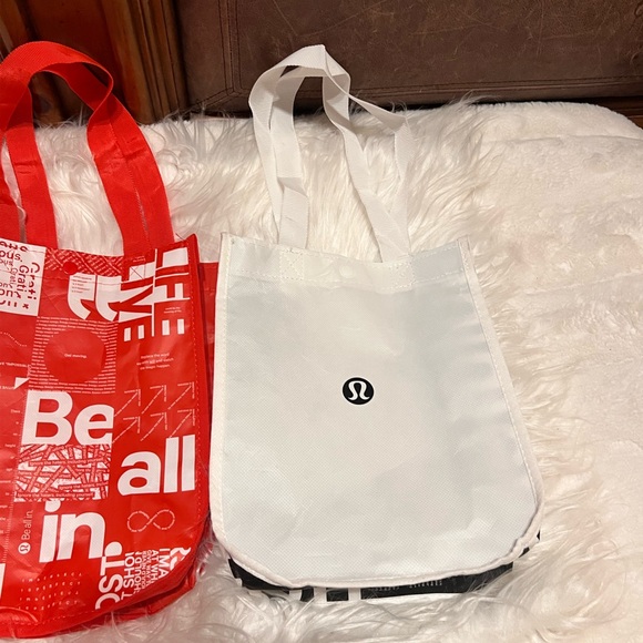 lululemon athletica Red Graphic & White Logo Reusable Tote Pair - Picture 5 of 5